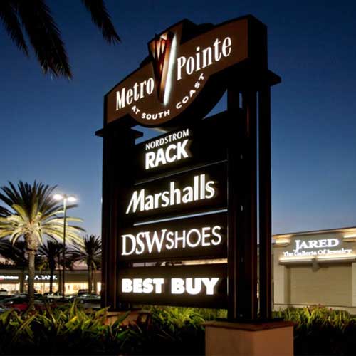 Metro Pointe shopping center appeals to discount shopper – Orange